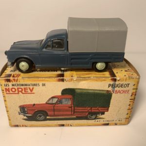 Norev Micro Miniatures 1/86 Peugeot 403 bachée